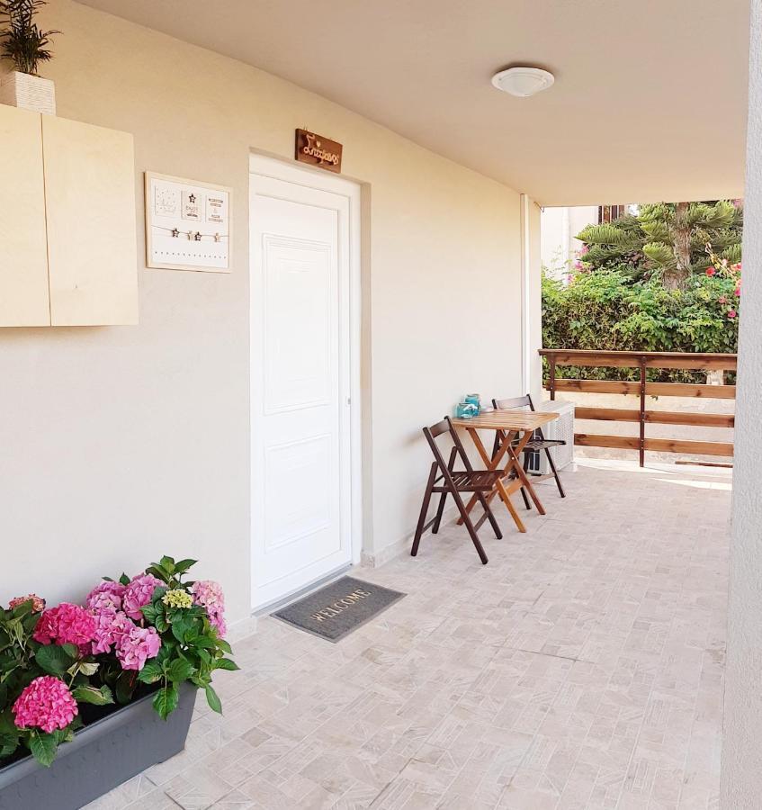 Stema Seaside Apartments غوفي المظهر الخارجي الصورة